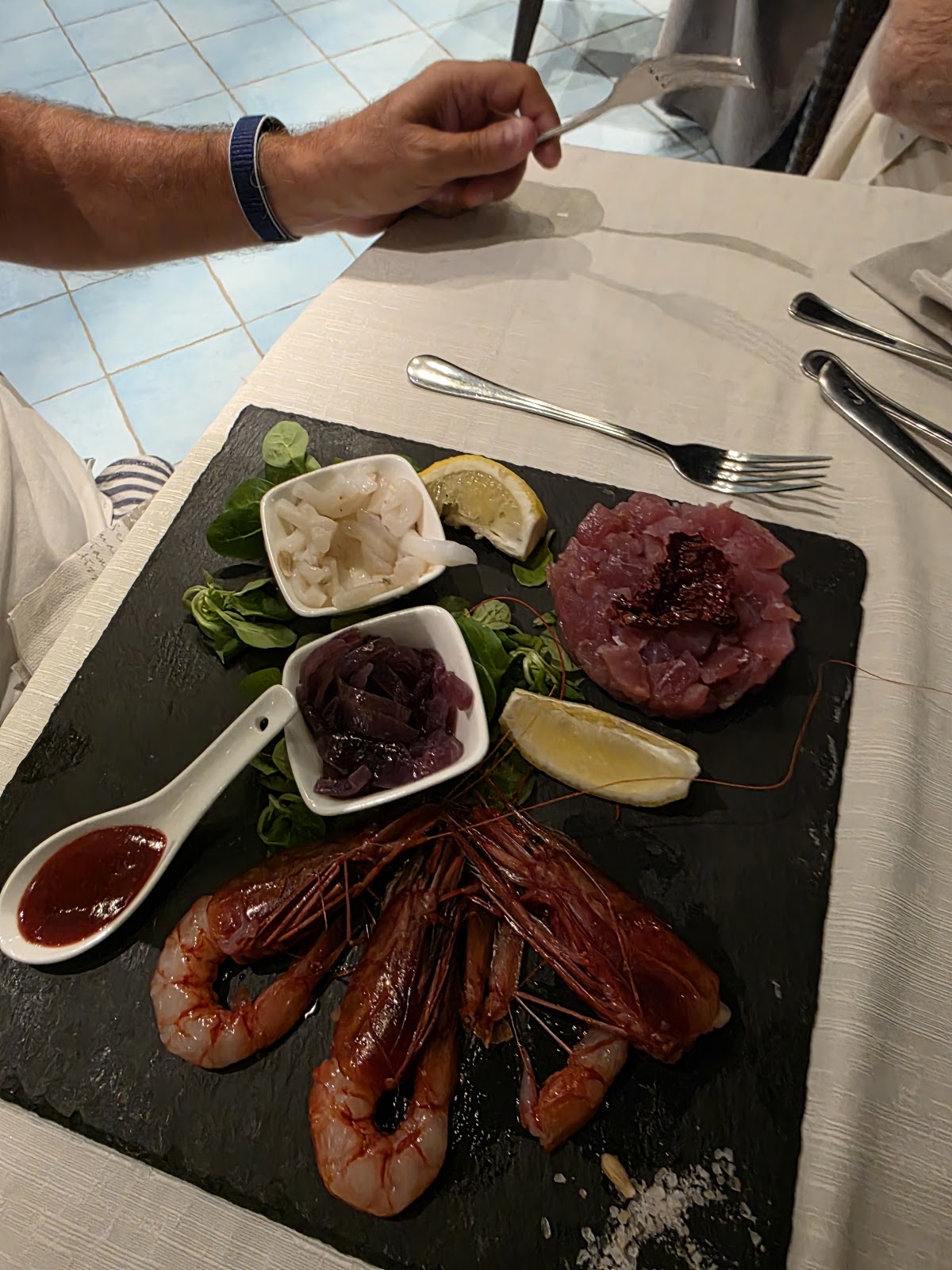 Antipasto crudo di mare
